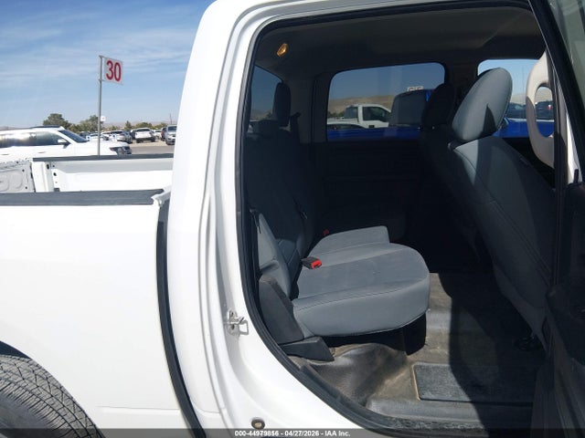 44979856 :رقم المزاد ، 1C6RR7KG8JS315853 vin ، 2018 Ram 1500 Tradesman  4x4 5'7 Box مزاد بيع