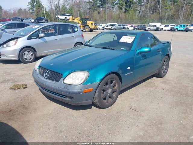 44979879 :رقم المزاد ، WDBKK47F8WF036317 vin ، 1998 Mercedes-benz Slk 230 مزاد بيع