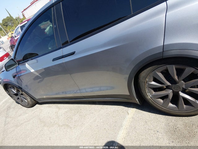 Tesla Model X Long Range 2025 7SAXCAE54SF467204 Image 13
