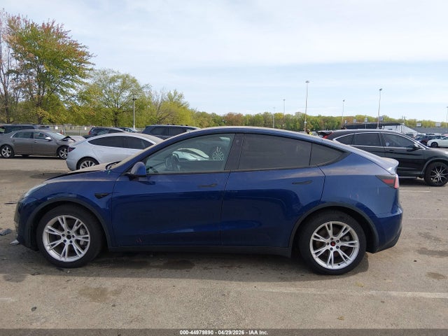 Продаж на аукціоні авто 2021 Tesla Model Y Long Range Dual Motor All-wheel Drive, vin: 5YJYGDEE5MF071163, номер лоту: 44979890