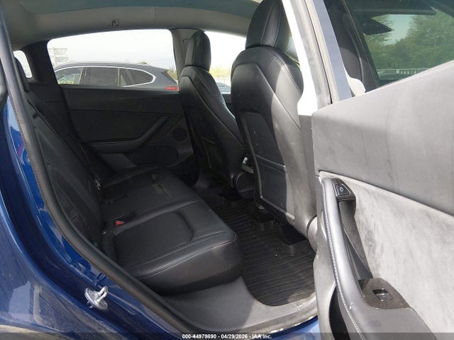 Продаж на аукціоні авто 2021 Tesla Model Y Long Range Dual Motor All-wheel Drive, vin: 5YJYGDEE5MF071163, номер лоту: 44979890