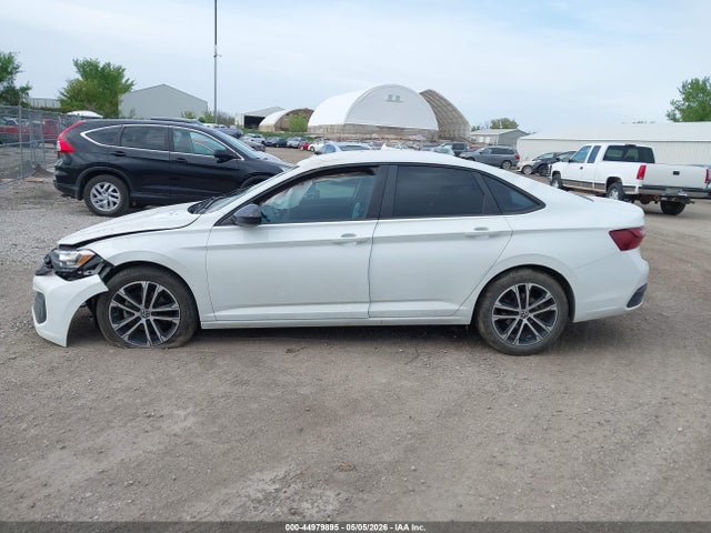 3VWBM7BU3NM011954 Volkswagen Jetta 1.5t Sport
