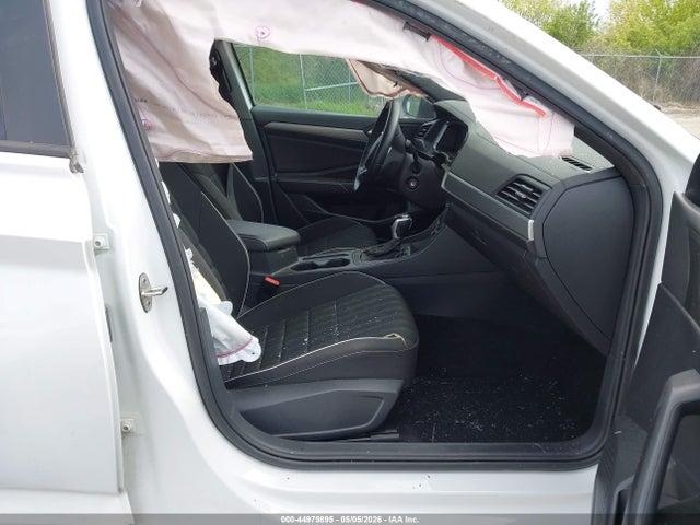 3VWBM7BU3NM011954 Volkswagen Jetta 1.5t Sport