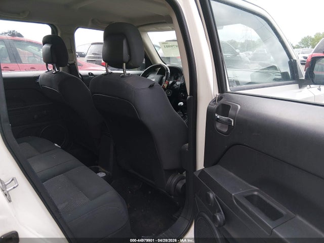 2010 Jeep Patriot Sport მანქანა იყიდება აუქციონზე, vin: 1J4NT2GA3AD639596, აუქციონის ნომერი: 44979901