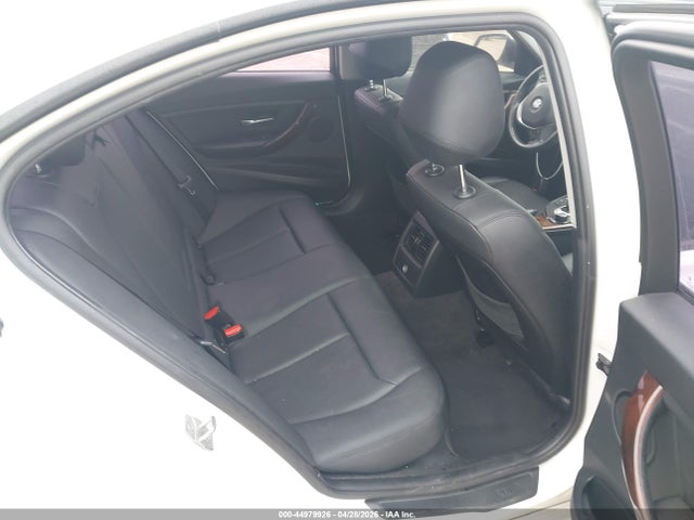 44979926 :رقم المزاد ، WBA3B5C52EP541154 vin ، 2014 Bmw 328i Xdrive مزاد بيع