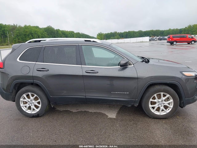 2017 Jeep Cherokee Latitude 4x4 მანქანა იყიდება აუქციონზე, vin: 1C4PJMCB9HW630401, აუქციონის ნომერი: 44979952