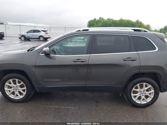 2017 Jeep Cherokee Latitude 4x4 მანქანა იყიდება აუქციონზე, vin: 1C4PJMCB9HW630401, აუქციონის ნომერი: 44979952