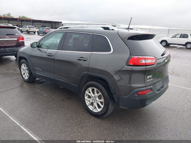 2017 Jeep Cherokee Latitude 4x4 მანქანა იყიდება აუქციონზე, vin: 1C4PJMCB9HW630401, აუქციონის ნომერი: 44979952