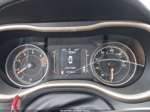 2017 Jeep Cherokee Latitude 4x4 მანქანა იყიდება აუქციონზე, vin: 1C4PJMCB9HW630401, აუქციონის ნომერი: 44979952