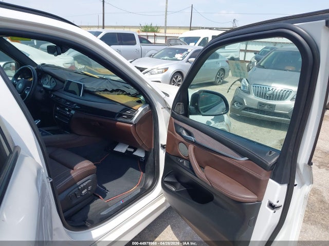 2017 Bmw X5 Xdrive50i მანქანა იყიდება აუქციონზე, vin: 5UXKR6C33H0J85484, აუქციონის ნომერი: 44979968