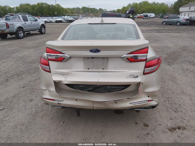 44980006 :رقم المزاد ، 3FA6P0LU3KR159088 vin ، 2019 Ford Fusion Hybrid Se مزاد بيع