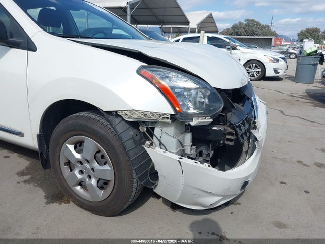 JN8AS5MV2FW768042 Nissan Rogue Select S