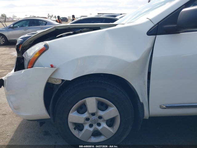 JN8AS5MV2FW768042 Nissan Rogue Select S