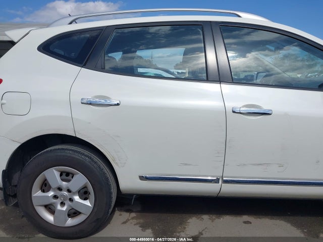 JN8AS5MV2FW768042 Nissan Rogue Select S