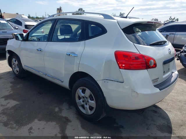 JN8AS5MV2FW768042 Nissan Rogue Select S