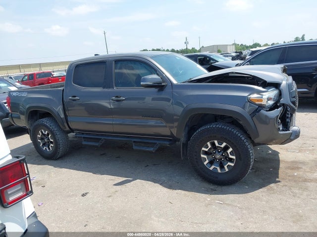 Aukcja sprzedaży 2017 Toyota Tacoma Trd Off Road, vin: 5TFCZ5AN7HX110072, numer aukcji: 44980020
