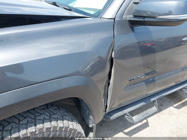 Aukcja sprzedaży 2017 Toyota Tacoma Trd Off Road, vin: 5TFCZ5AN7HX110072, numer aukcji: 44980020