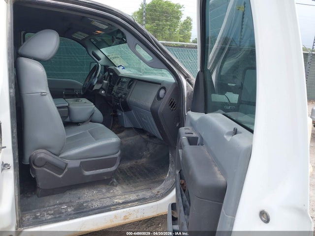 44980029 :رقم المزاد ، 1FT7X2A62CEA82152 vin ، 2012 Ford F-250 Xl مزاد بيع