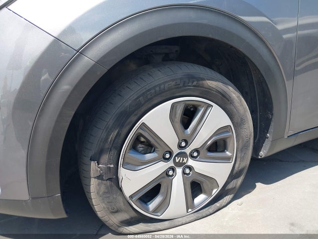 Продажа на аукционе авто 2017 Kia Niro Ex, vin: KNDCC3LC2H5104077, номер лота: 44980052