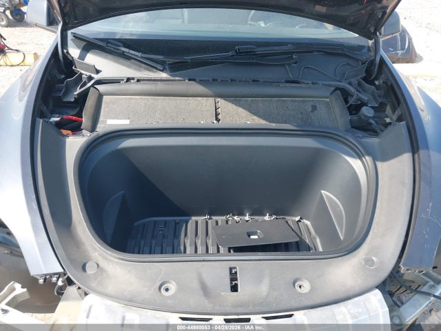 Auction sale of the 2024 Tesla Model Y Long Range Single Motor Rear-wheel Drive/rwd, vin: 7SAYGDED1RF152274, lot number: 44980053