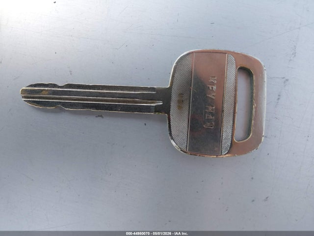 1997 Geo Prizm მანქანა იყიდება აუქციონზე, vin: 1Y1SK526XVZ447239, აუქციონის ნომერი: 44980070