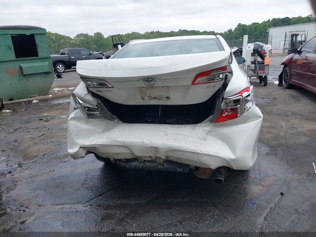 44980077 :رقم المزاد ، 4T1BF1FK2CU557085 vin ، 2012 Toyota Camry Se مزاد بيع