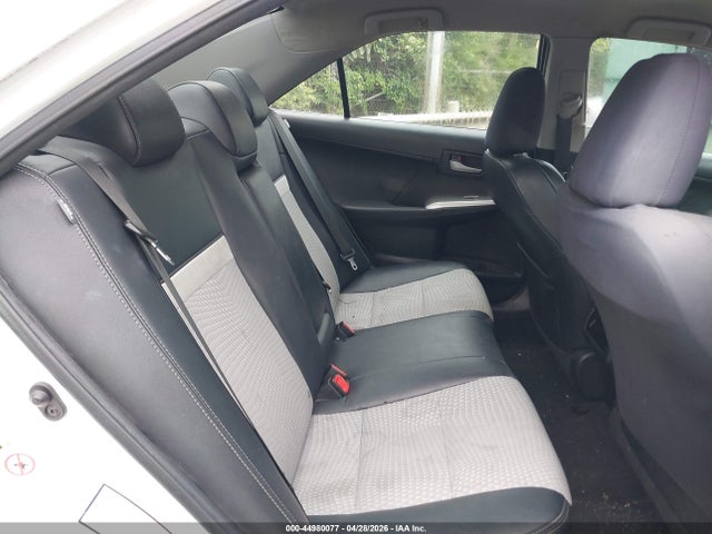 44980077 :رقم المزاد ، 4T1BF1FK2CU557085 vin ، 2012 Toyota Camry Se مزاد بيع
