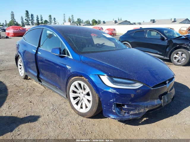 Продаж на аукціоні авто 2016 Tesla Model X 60d/70d/75d/90d, vin: 5YJXCAE20GF004955, номер лоту: 44980097