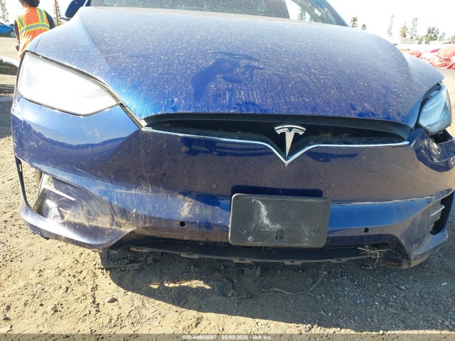Продаж на аукціоні авто 2016 Tesla Model X 60d/70d/75d/90d, vin: 5YJXCAE20GF004955, номер лоту: 44980097