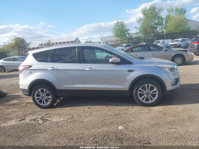 Продаж на аукціоні авто 2017 Ford Escape Se, vin: 1FMCU9G95HUA51522, номер лоту: 44980180