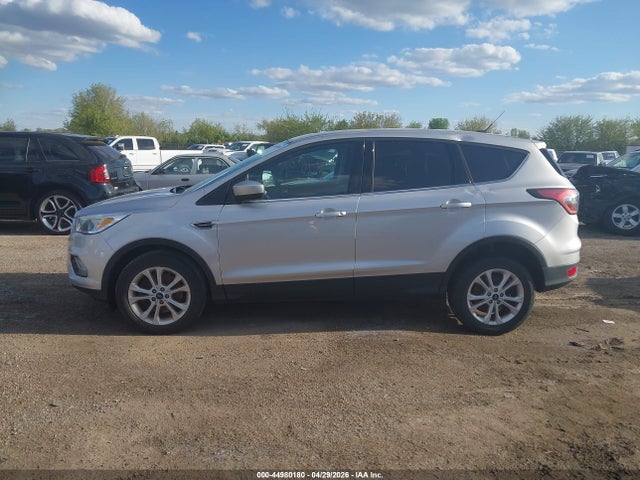 Продаж на аукціоні авто 2017 Ford Escape Se, vin: 1FMCU9G95HUA51522, номер лоту: 44980180
