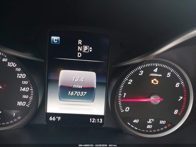 2015 Mercedes-benz C 300 4matic მანქანა იყიდება აუქციონზე, vin: 55SWF4KB8FU000870, აუქციონის ნომერი: 44980183