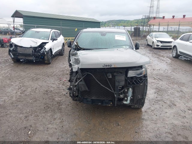 Продаж на аукціоні авто 2021 Jeep Grand Cherokee Laredo X 4x4, vin: 1C4RJFAG8MC736823, номер лоту: 44980184