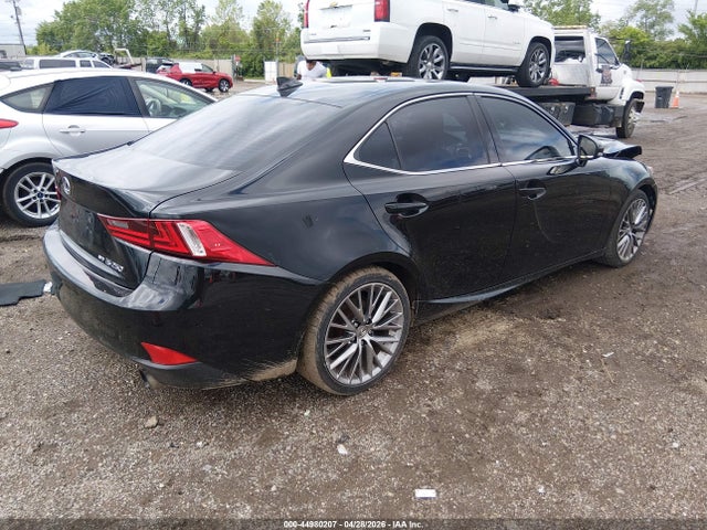 2015 Lexus Is 250 მანქანა იყიდება აუქციონზე, vin: JTHCF1D23F5021707, აუქციონის ნომერი: 44980207