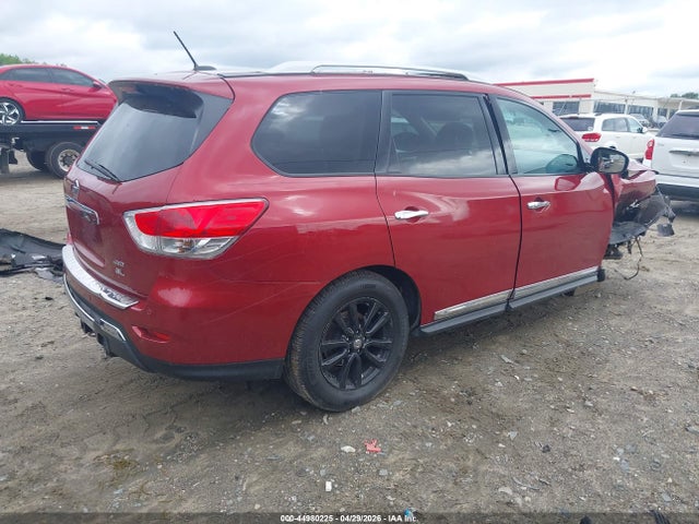 44980225 :رقم المزاد ، 5N1AR2MM8FC665928 vin ، 2015 Nissan Pathfinder Sl مزاد بيع
