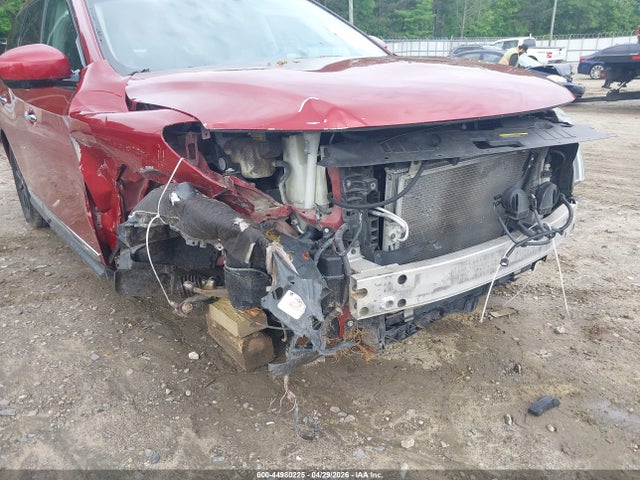 44980225 :رقم المزاد ، 5N1AR2MM8FC665928 vin ، 2015 Nissan Pathfinder Sl مزاد بيع