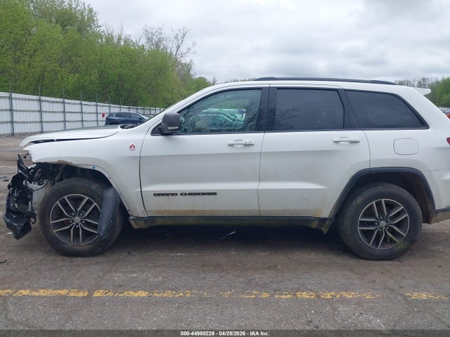 Продажа на аукционе авто 2017 Jeep Grand Cherokee Trailhawk 4x4, vin: 1C4RJFLG3HC739549, номер лота: 44980229