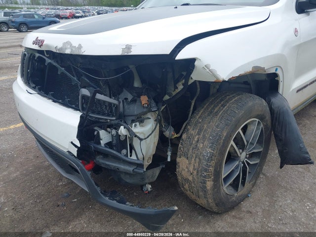 Продажа на аукционе авто 2017 Jeep Grand Cherokee Trailhawk 4x4, vin: 1C4RJFLG3HC739549, номер лота: 44980229