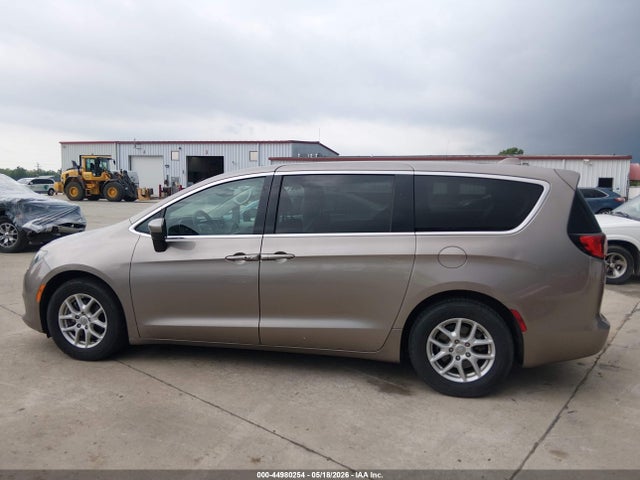 Продажа на аукционе авто 2017 Chrysler Pacifica Lx, vin: 2C4RC1CG2HR655209, номер лота: 44980254