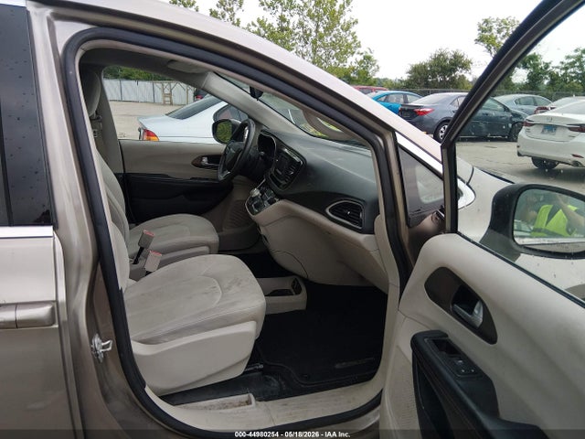 Продажа на аукционе авто 2017 Chrysler Pacifica Lx, vin: 2C4RC1CG2HR655209, номер лота: 44980254
