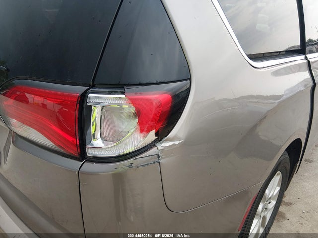 Продажа на аукционе авто 2017 Chrysler Pacifica Lx, vin: 2C4RC1CG2HR655209, номер лота: 44980254