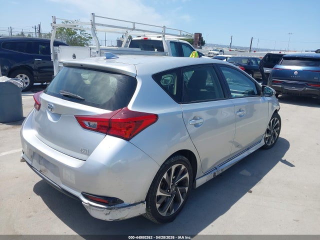 JTNKARJE2JJ555589 Toyota COROLLA IM