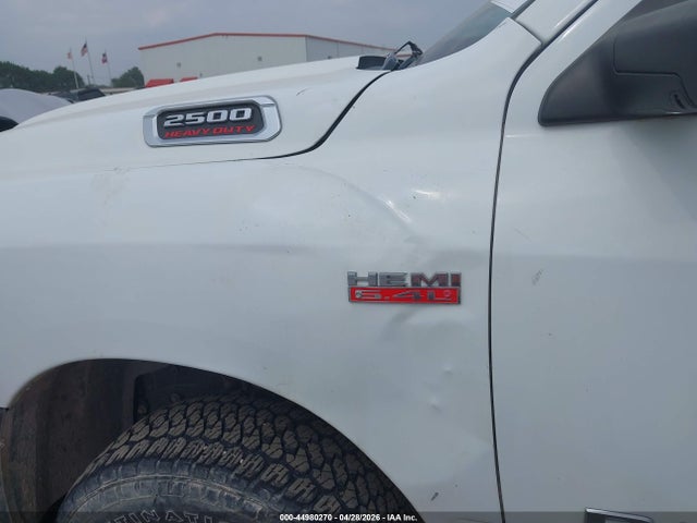 Aukcja sprzedaży 2022 Ram 2500 Tradesman  4x4 8' Box, vin: 3C6UR5HJ0NG438321, numer aukcji: 44980270