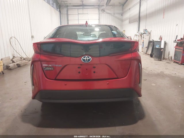 2017 Toyota Prius Prime Advanced მანქანა იყიდება აუქციონზე, vin: JTDKARFP8H3006511, აუქციონის ნომერი: 44980277