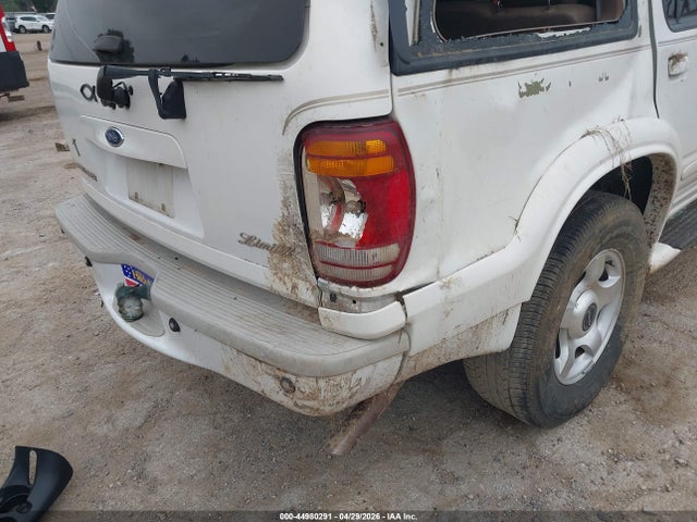Продажа на аукционе авто 2000 Ford Explorer Limited, vin: 1FMDU65E7YZA66089, номер лота: 44980291