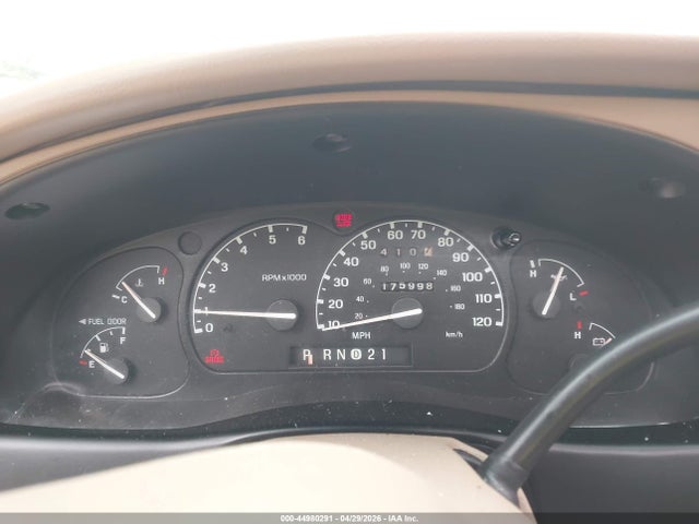 Продажа на аукционе авто 2000 Ford Explorer Limited, vin: 1FMDU65E7YZA66089, номер лота: 44980291