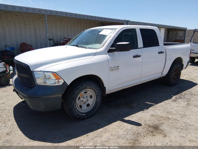 1C6RR7KG9JS297234 RAM 1500 Tradesman 4x4 5&#039;7 Box