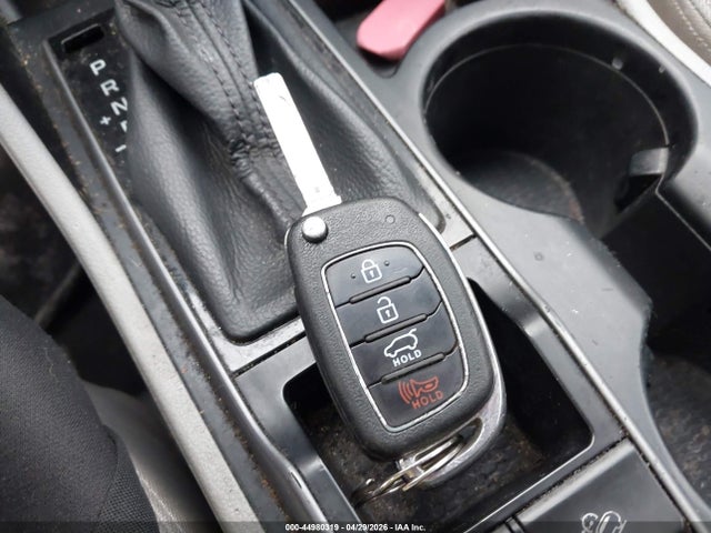 Продаж на аукціоні авто 2016 Hyundai Tucson Se, vin: KM8J3CA45GU041348, номер лоту: 44980319