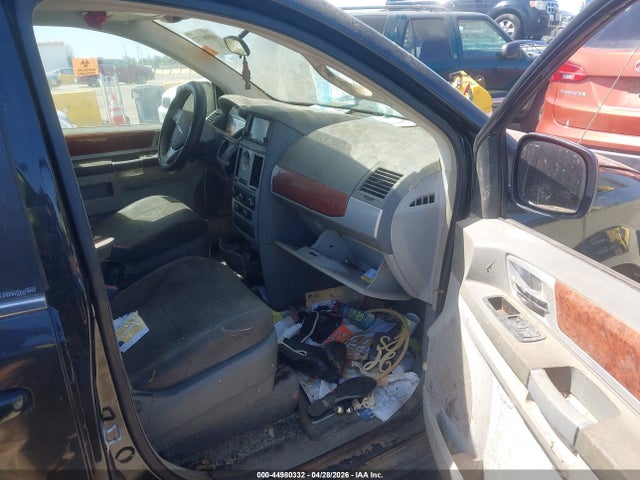 44980332 :رقم المزاد ، 2A8HR54139R593857 vin ، 2009 Chrysler Town & Country Touring مزاد بيع