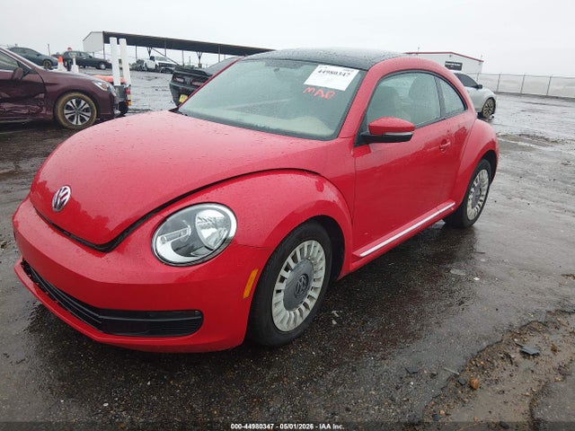 2015 Volkswagen Beetle 1.8t მანქანა იყიდება აუქციონზე, vin: 3VWJ17AT1FM617428, აუქციონის ნომერი: 44980347